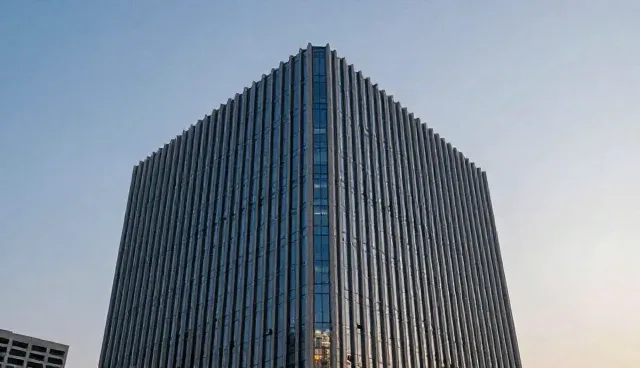 工装制服性能表现与实际应用条件分析